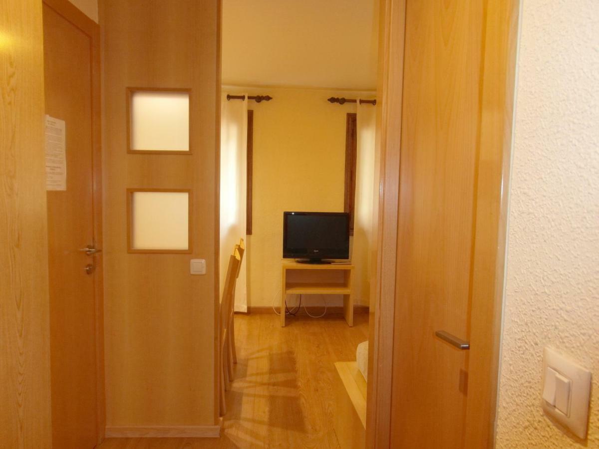 B06 - Mayor 22, 1º - Villmor Apartment Benasque Exterior photo